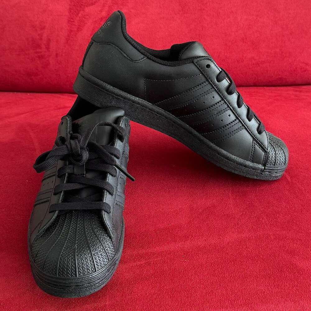 Adidas Superstar J Originals Sneakers